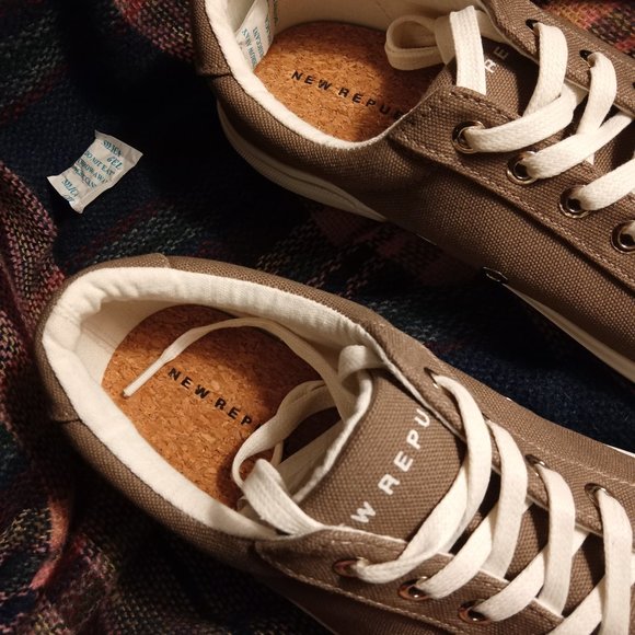 NIB New Republic canvas cork shoes - Picture 3 of 8